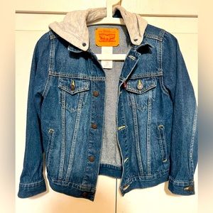 Levi’s trucker jacket/hoodie kids (S)